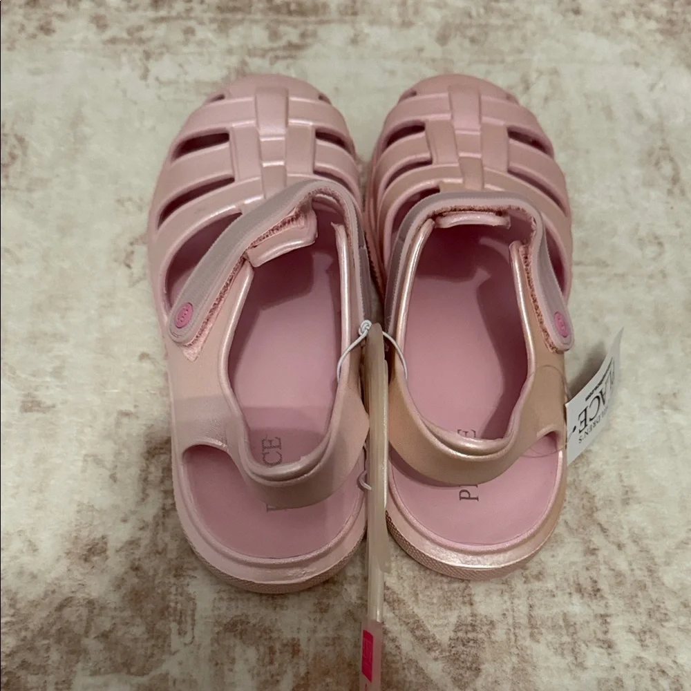 🆕 The Children's Place Shimmering Pink Kids Sandals Girls size 5